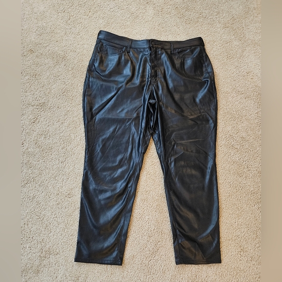 Old Navy Pants - Old Navy Black High-Rise O.G. Straight Pants Women's Size 18 Faux Leather